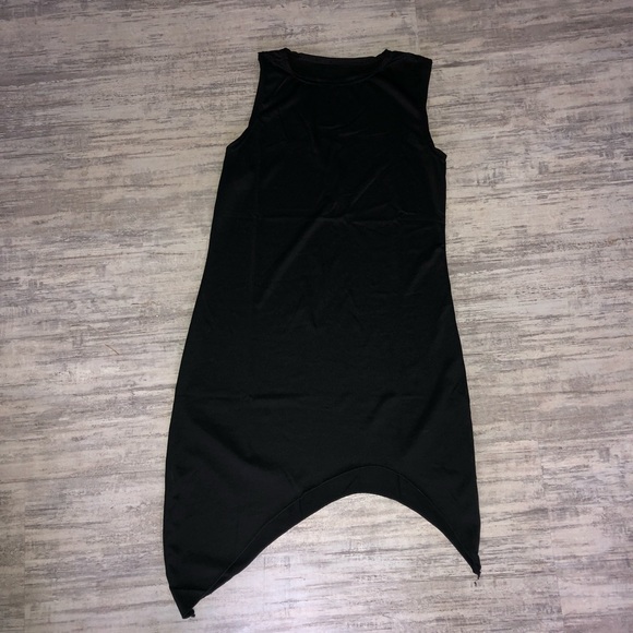 Short Black Dress size Large - Picture 2 of 7